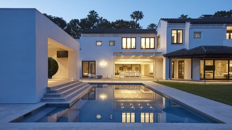 بازسازی ویلا