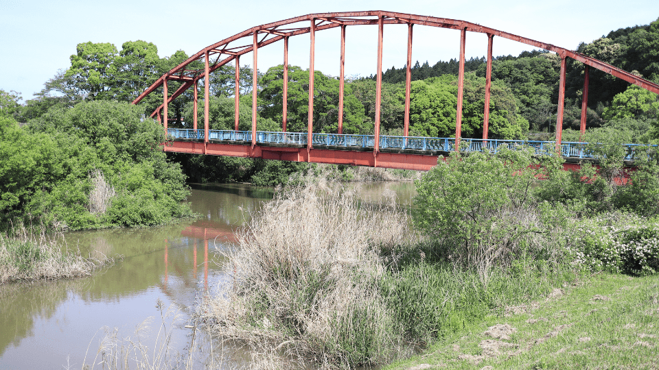 ساخت پل روی رودخانه